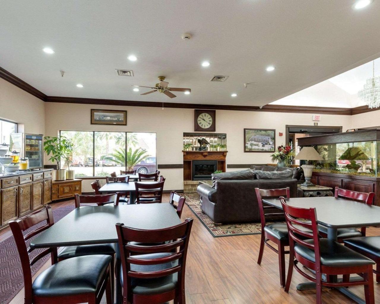 Comfort Suites Lake Jackson Clute Luaran gambar